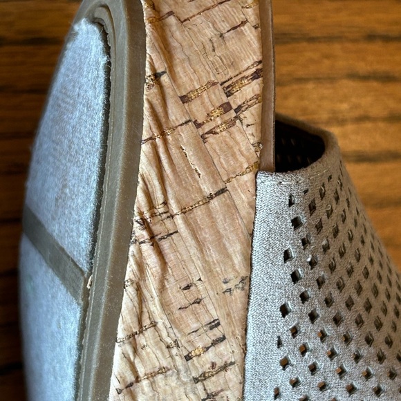 Franco Sarto Clinton2 Taupe Perforated Cork Wedge Platform 4” Sandals Size 10 - Picture 12 of 15